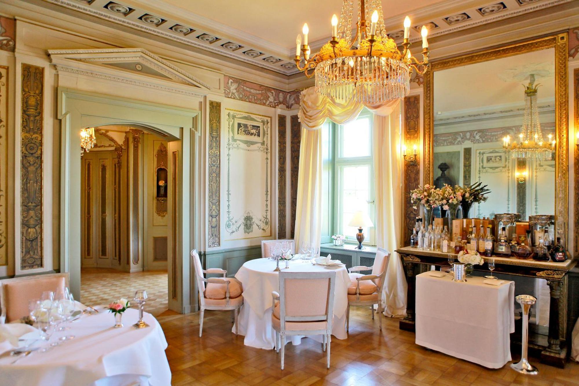 Schlosshotel Muenchhausen Aerzen Dış mekan fotoğraf