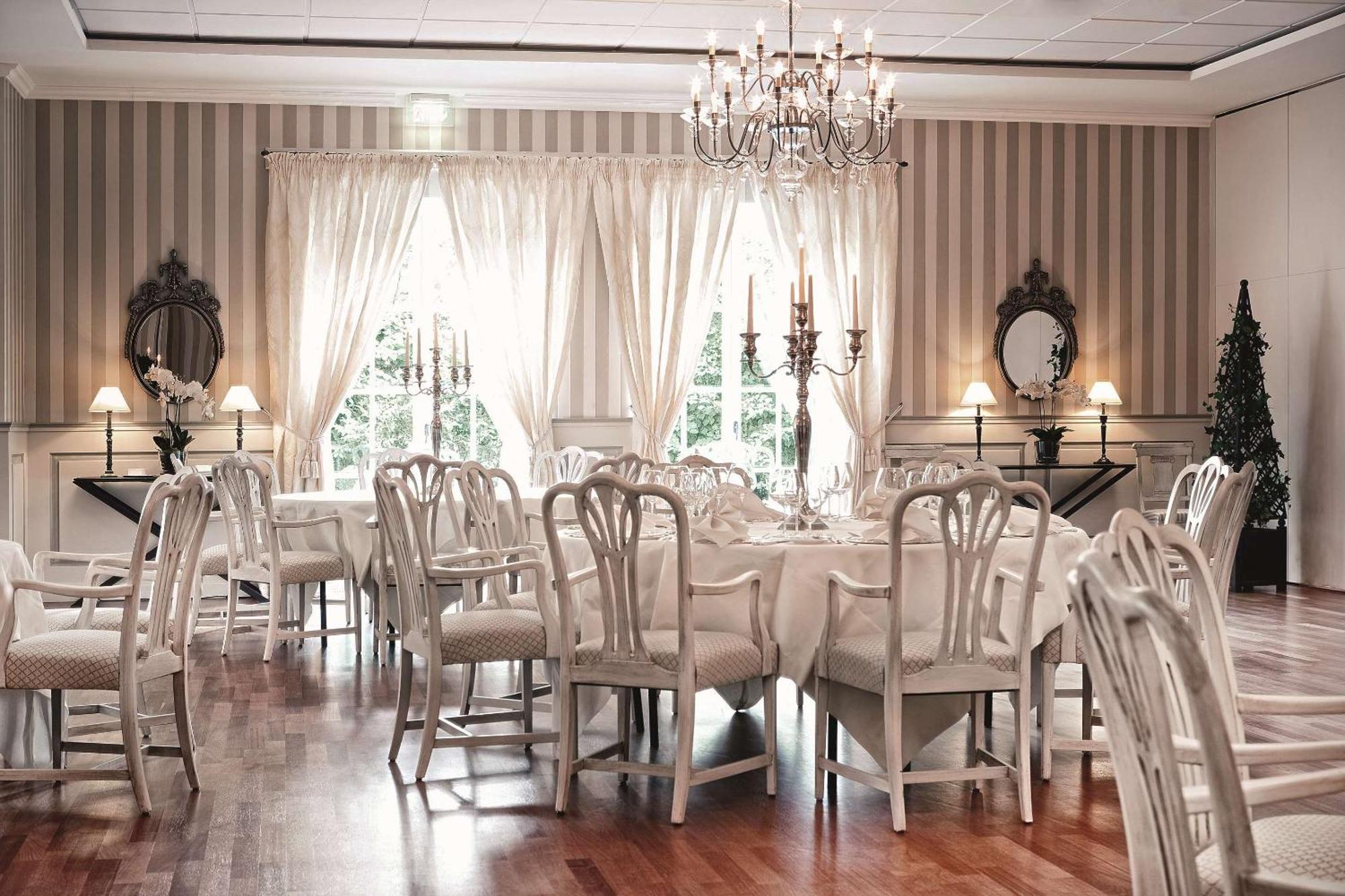 Schlosshotel Muenchhausen Aerzen Dış mekan fotoğraf
